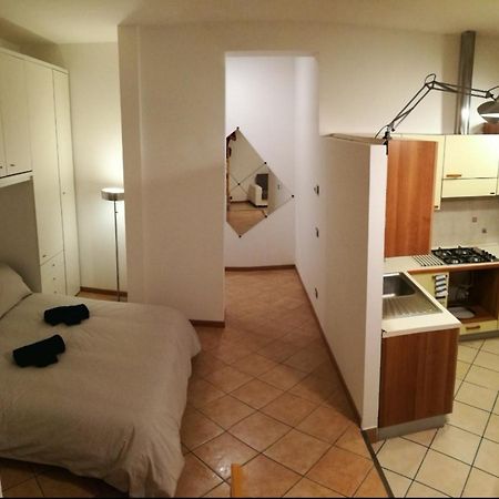 Farolfi Apartments Carracci 博洛尼亚 外观 照片