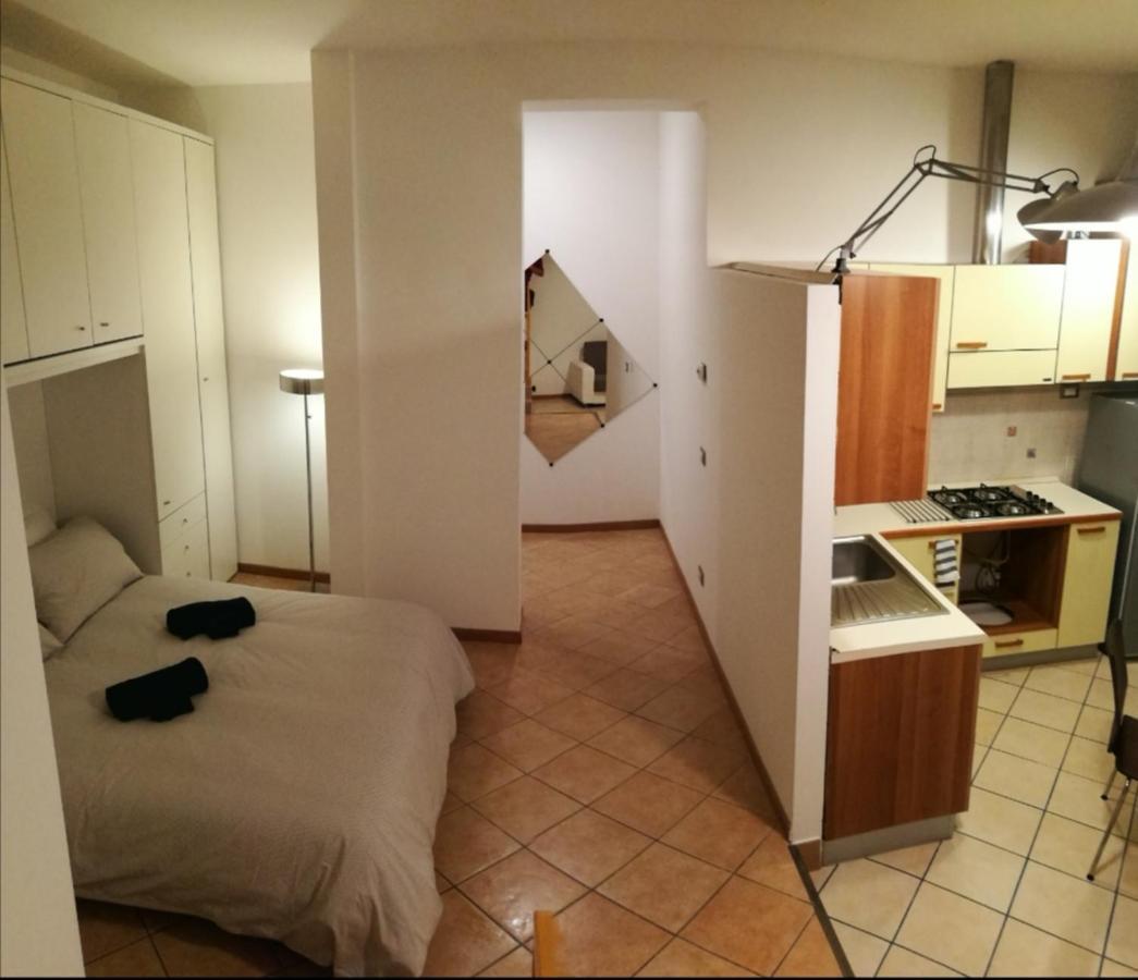 Farolfi Apartments Carracci 博洛尼亚 外观 照片