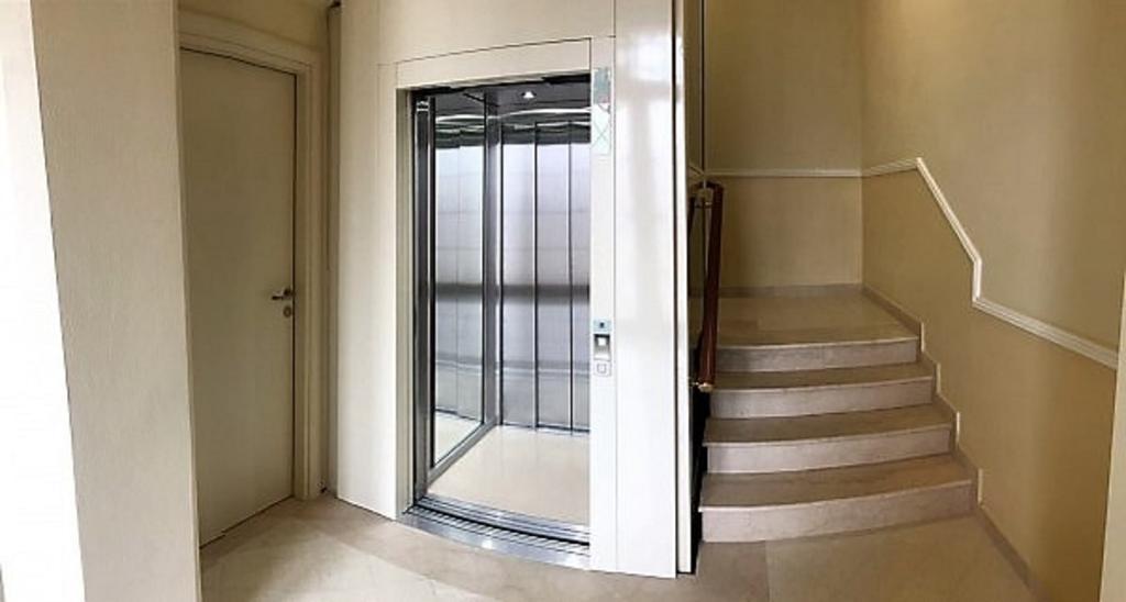 Farolfi Apartments Carracci 博洛尼亚 外观 照片
