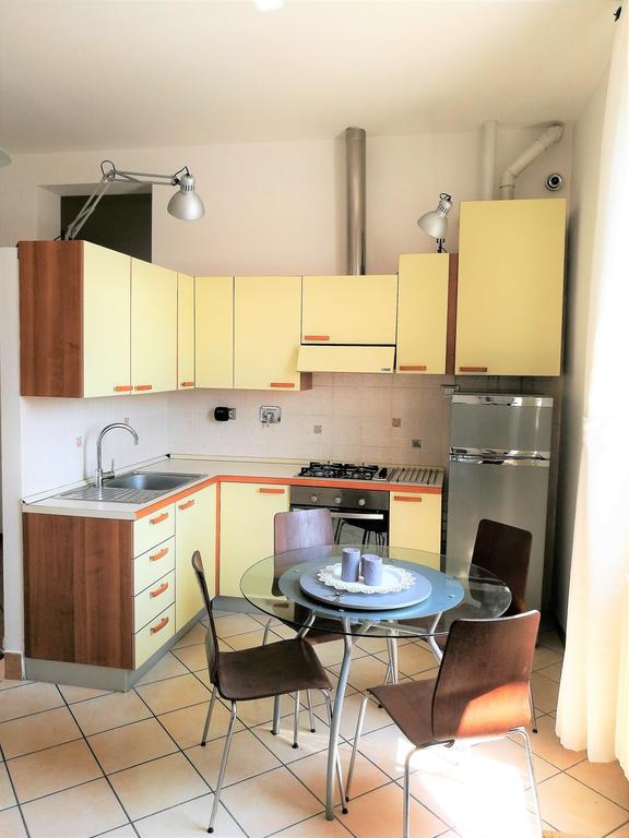 Farolfi Apartments Carracci 博洛尼亚 外观 照片